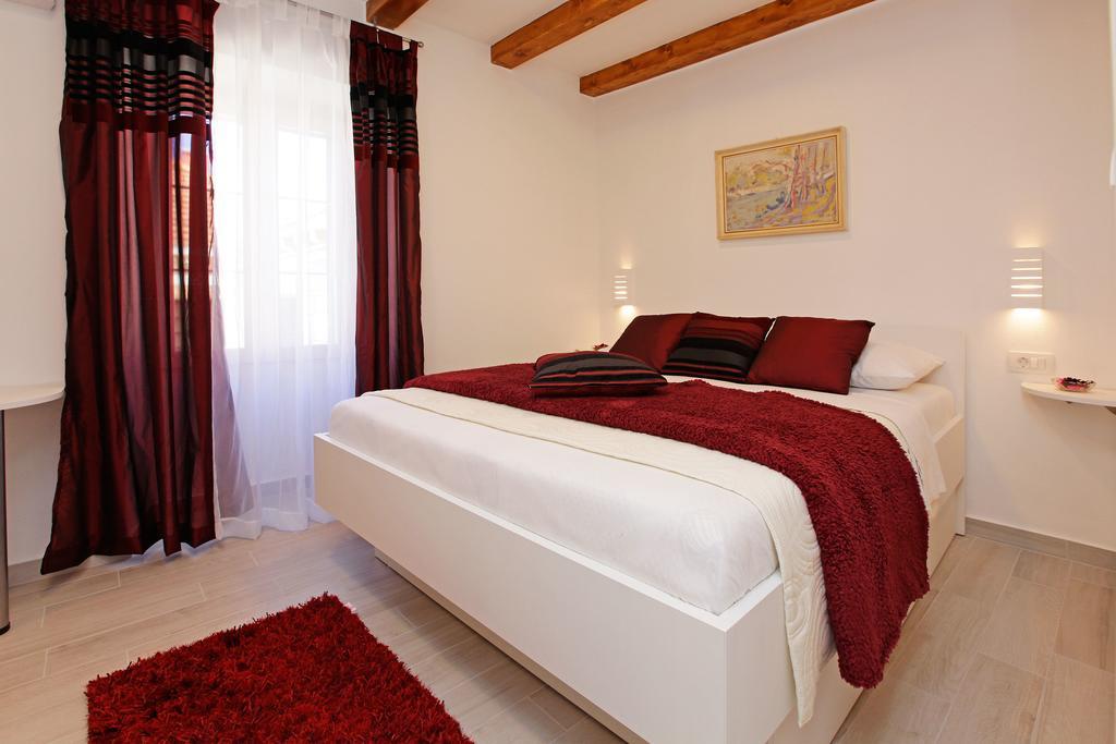 Luxory D-Rooms Вела-Лука Экстерьер фото